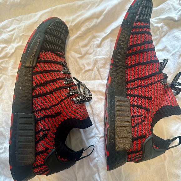 .Adidas NMD R1 Primeknit "Collegiate Red" Mens size 13. - Picture 3 of 7